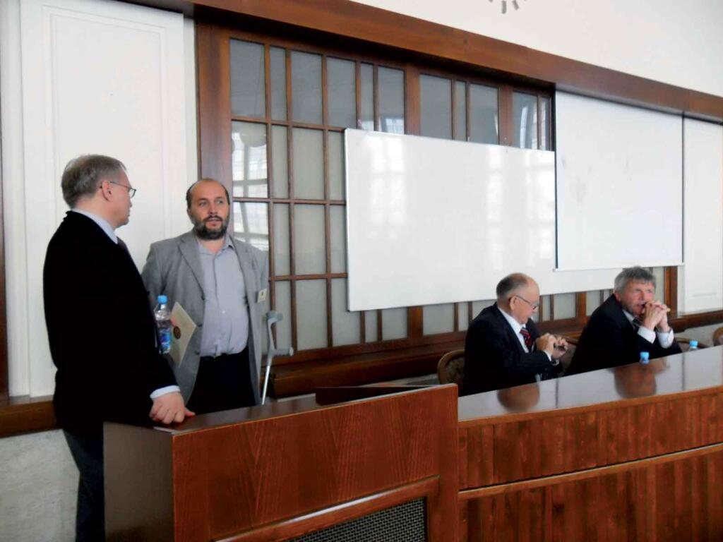 Neven Budak, Ivan Mrva, the first ambassador of the Slovak Republic to Croatia – Matúš Kučera and the director of the International Visegrad Fund Petr Vágner. Beginning of the conference Slovaks and Croats 1 (Auditorium maximum – Building of the University of Prague)